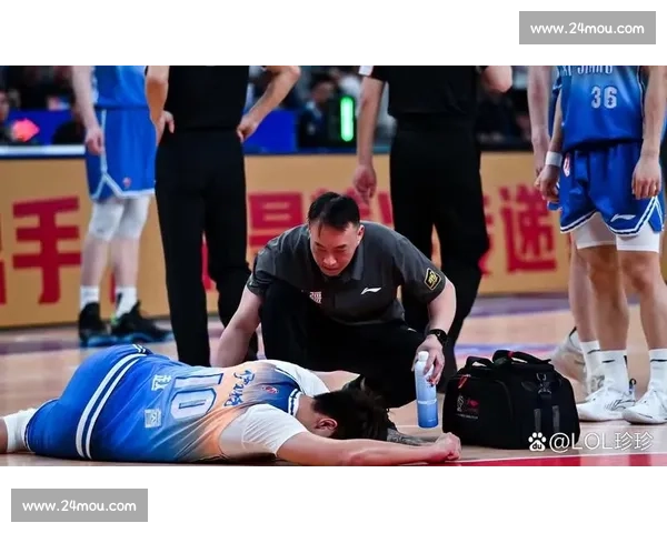 球迷热议赛场内外表现情绪碰撞折射球队未来走向引发共鸣与分歧